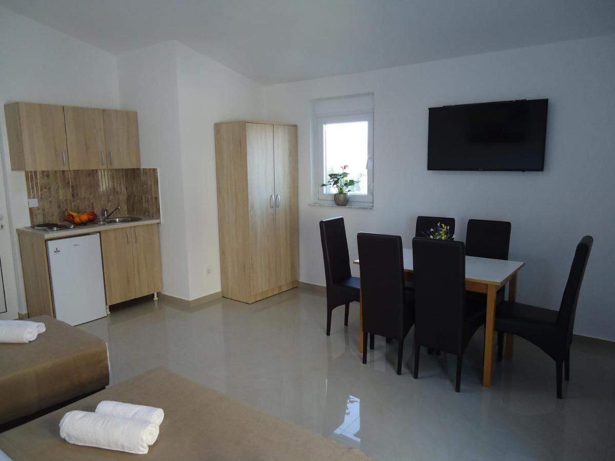Vila Nina Donji Stoj Ulcinj Exteriör bild